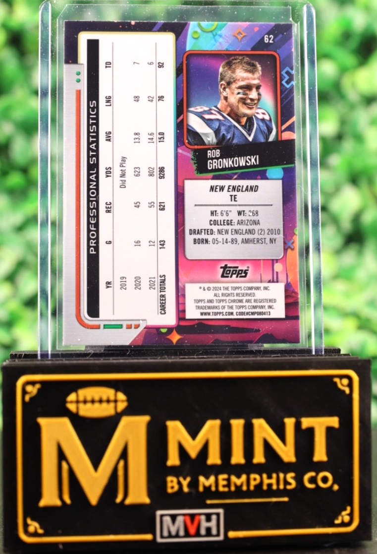 ROB GRONKOWSKI 2024 TOPPS CHROME COSMIC GREEN SPACE DUST REFRACTOR /75 PATRIOTS