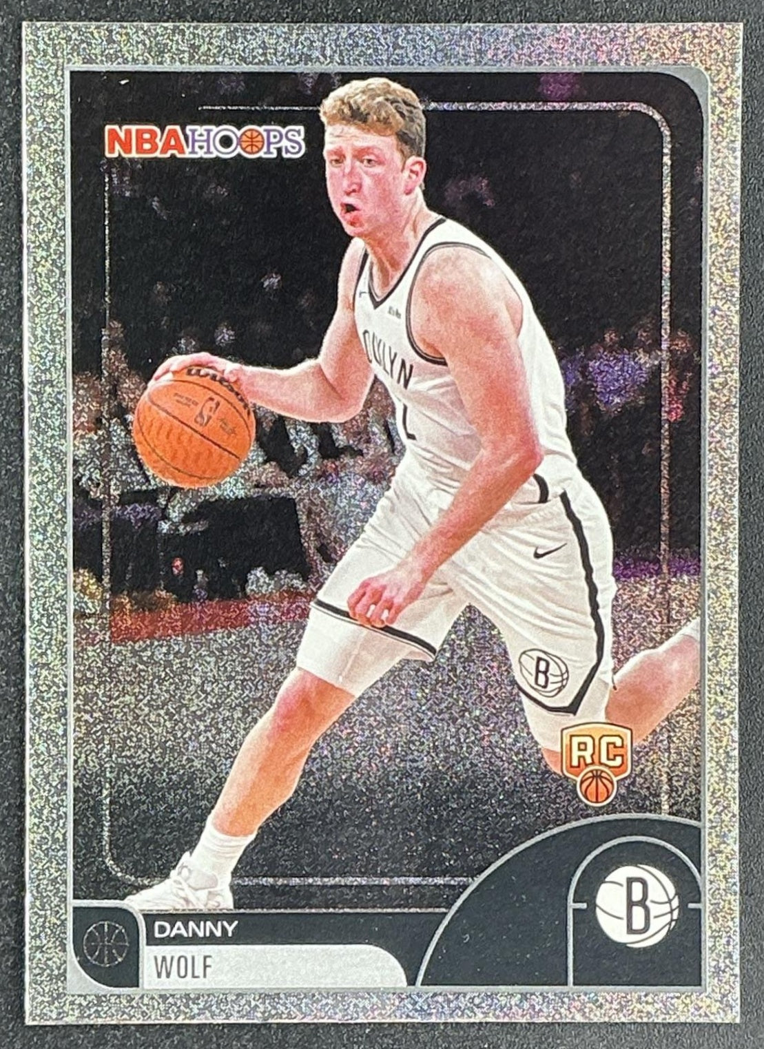 DANNY WOLF 2025-26 TOPPS HOOPS #246 PIXEL BURST RC NETS