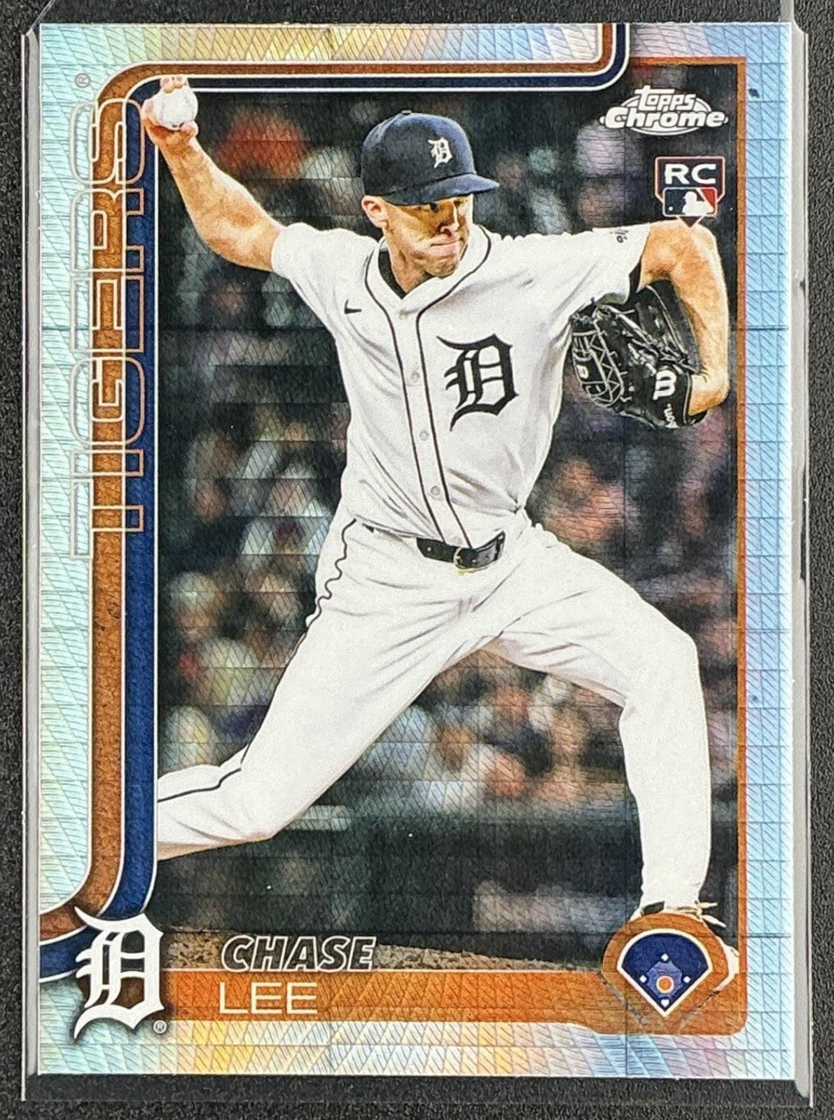 CHASE LEE 2025 TOPPS CHROME UPDATE #USC43 PRISM REFRACTOR RC TIGERS