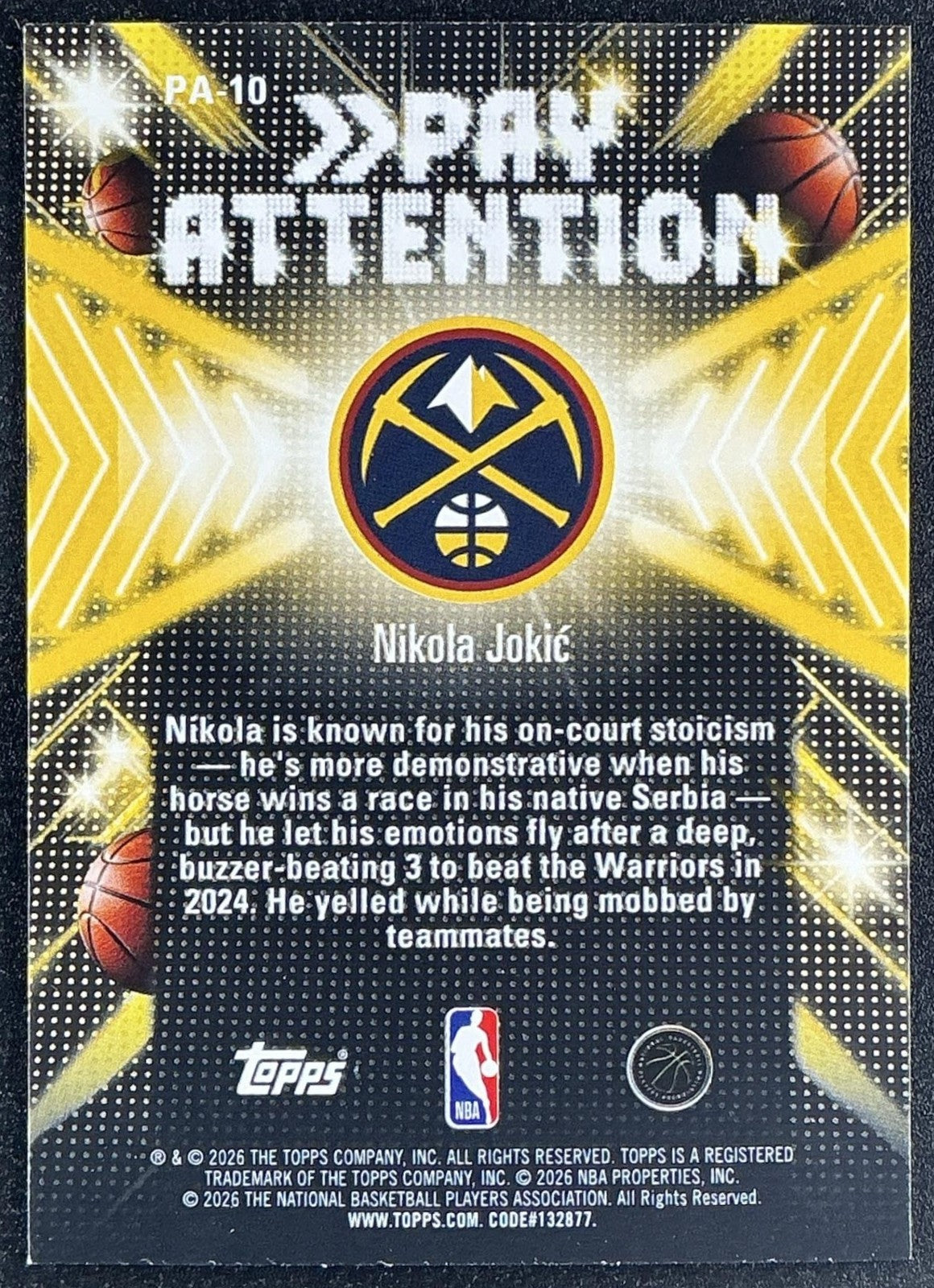 NIKOLA JOKIC 2025-26 TOPPS HOOPS #PA-10 PAY ATTENTION RAINBOW FOIL NUGGETS