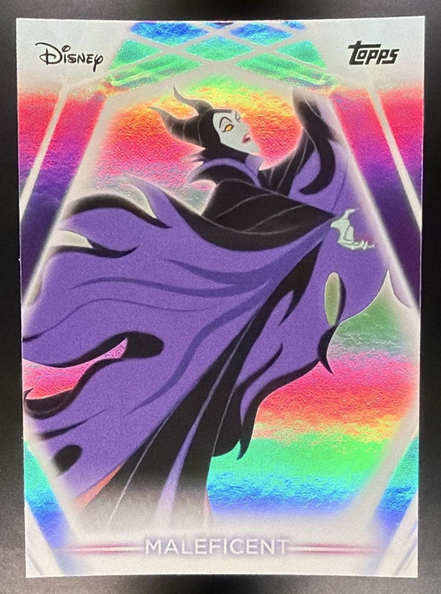 MALEFICENT 2026 TOPPS DISNEY NEON #100 RAINBOW FOIL SLEEPING BEAUTY