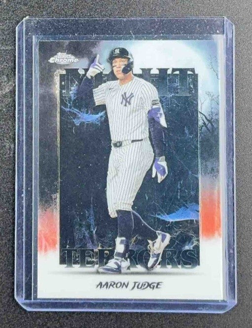 AARON JUDGE 2025 TOPPS CHROME UPDATE #NT-1 NIGHT TERRORS YANKEES