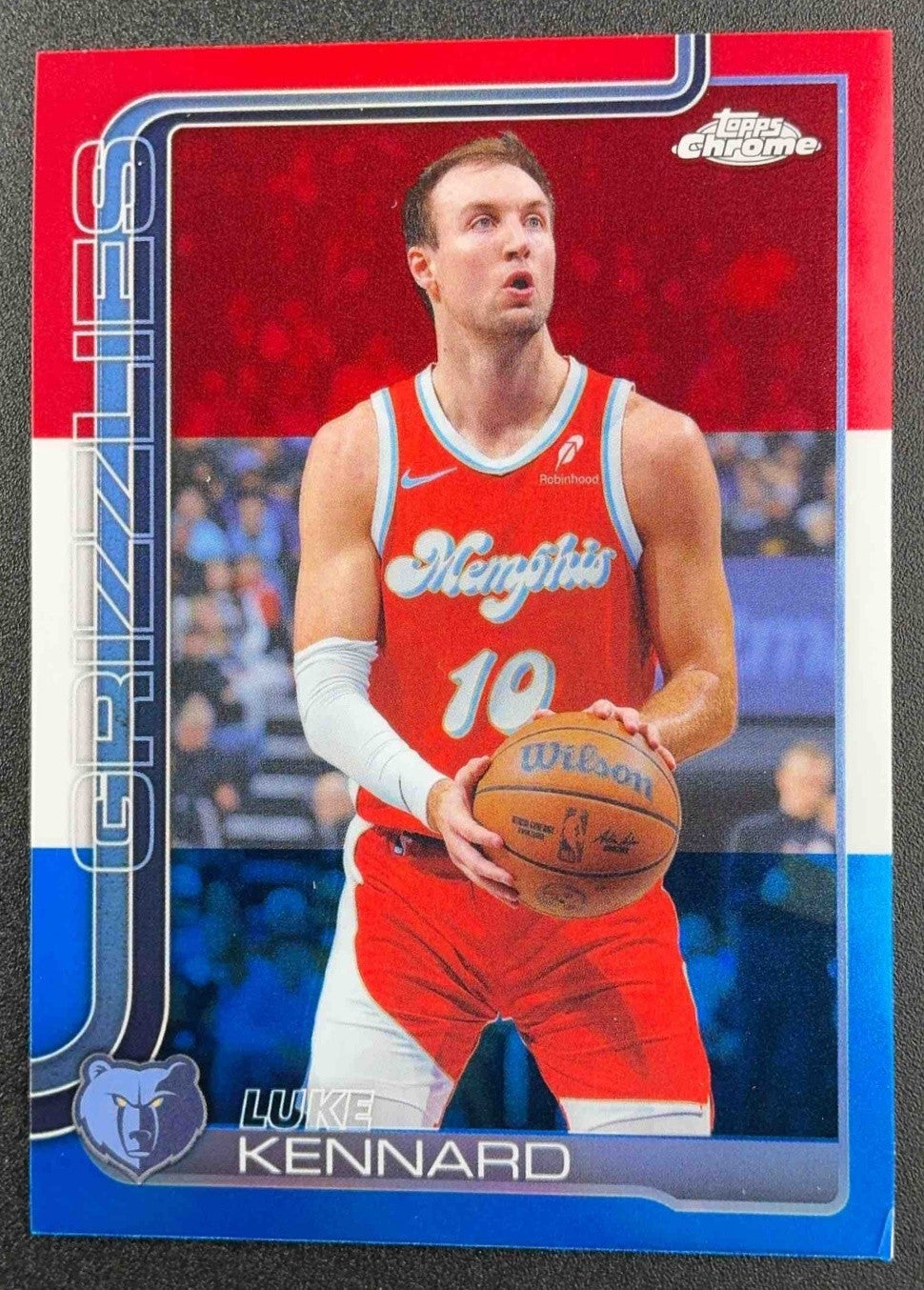 LUKE KENNARD 2025-26 TOPPS CHROME #117 RED, WHITE & BLUE REFRACTOR GRIZZLIES