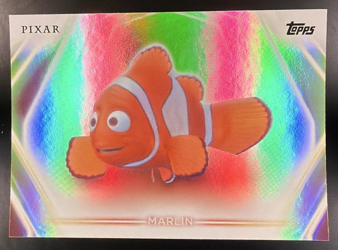 MARLIN 2026 TOPPS DISNEY NEON #80 RAINBOW FOIL FINDING NEMO