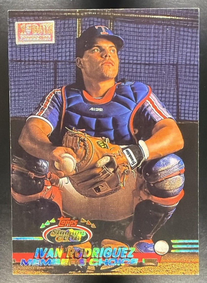 IVAN RODRIGUEZ 1993 TOPPS STADIUM CLUB #592 FIRST DAY PRODUCTION RANGERS