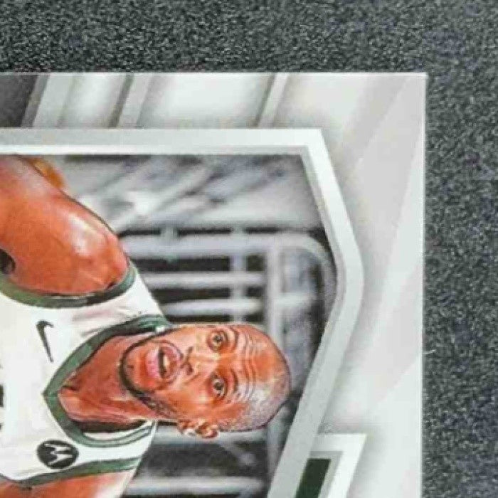 KHRIS MIDDLETON 2023-24 PANINI SPECTRA #49 INTERNATIONAL RED BUCKS