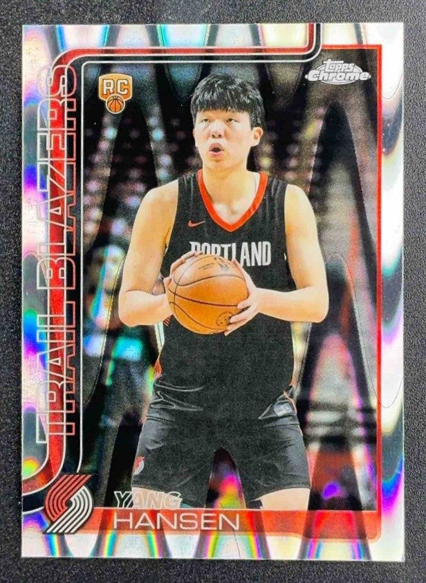 YANG HANSEN 2025-26 TOPPS CHROME #266 RAYWAVE REFRACTOR RC TRAIL BLAZERS