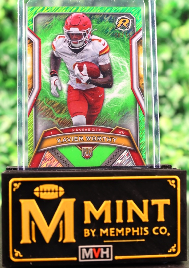 XAVIER WORTHY 2024 TOPPS RESURGENCE /15 LIME GREEN POWER SURGE RC SSP CHIEFS
