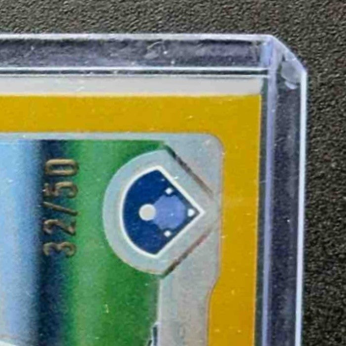 JORBIT VIVAS 2025 TOPPS CHROME UPDATE #USC113 GOLD REFRACTOR 32/50 RC YANKEES