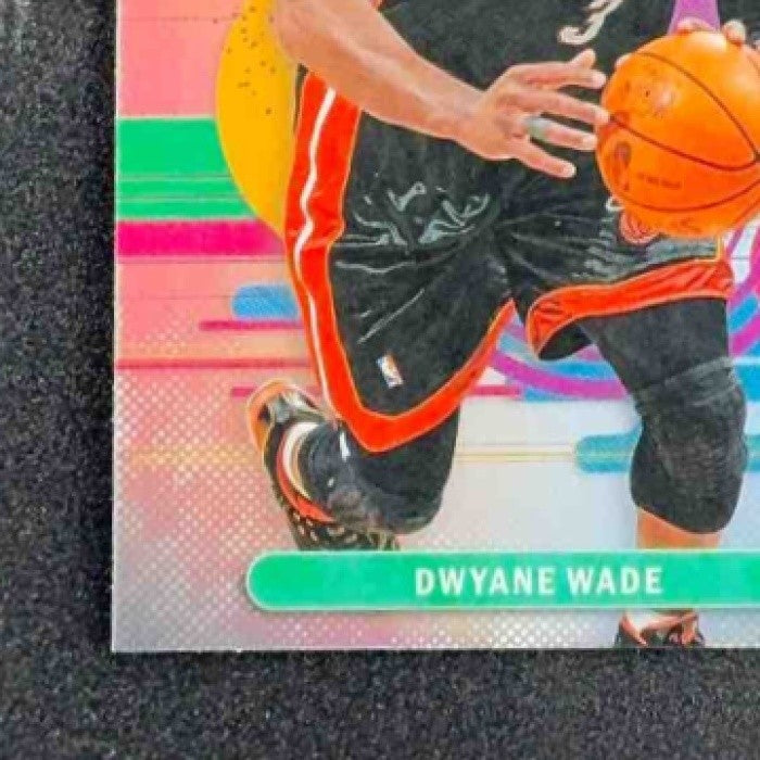 DWYANE WADE 2025-26 TOPPS FINEST #198 UNCOMMON REFRACTOR HEAT