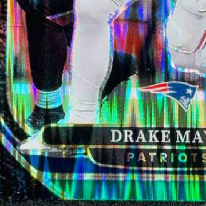 2024 Panini Select Drake Maye #113 Premier Black and Green Prizm Shock RC