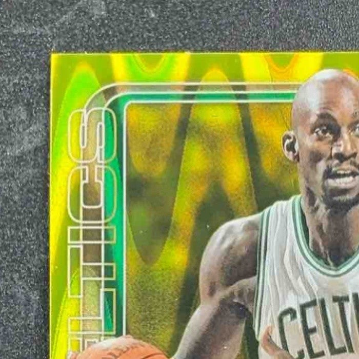 KEVIN GARNETT 2025-26 TOPPS CHROME #247 RAYWAVE YELLOW REFRACTOR 235/275 CELTICS