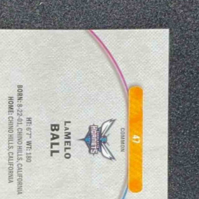 LAMELO BALL 2025-26 TOPPS FINEST #47 COMMON HORNETS