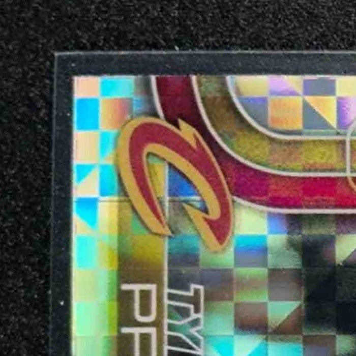 TYRESE PROCTOR 2025-26 TOPPS CHROME #300 X-FRACTOR RC CAVALIERS