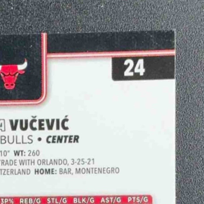NIKOLA VUCEVIC 2025-26 TOPPS CHROME #24 RED, WHITE & BLUE REFRACTOR BULLS