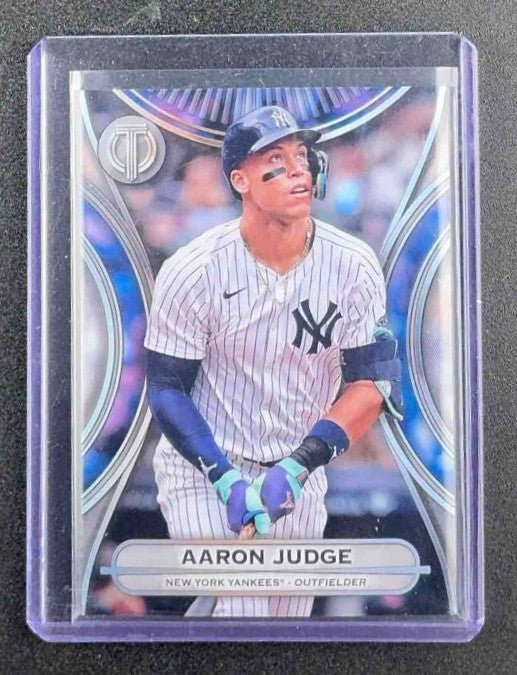 AARON JUDGE 2025 TOPPS TRIBUTE #17 YANKEES