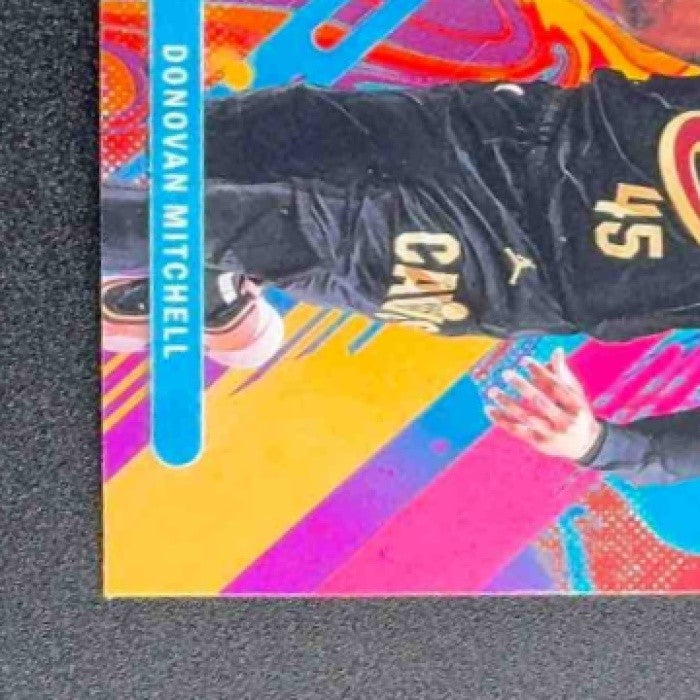 DONOVAN MITCHELL 2025-26 TOPPS FINEST #53 COMMON OIL SPILL REFRACTOR CAVALIERS