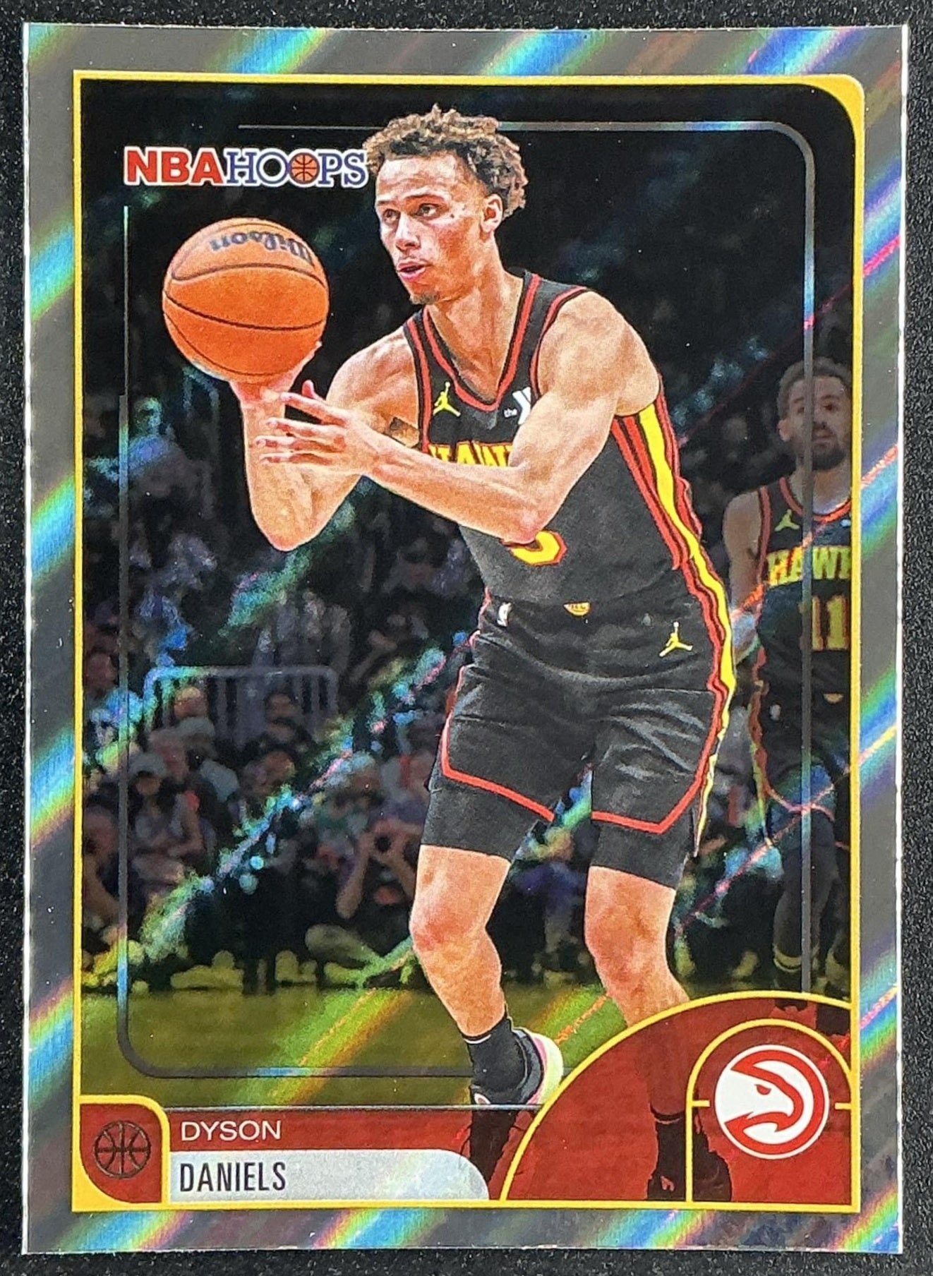 DYSON DANIELS 2025-26 TOPPS HOOPS #109 LIGHT BURST HAWKS