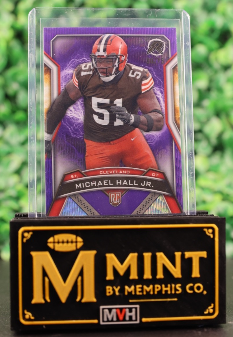 MICHAEL HALL JR. 2024 TOPPS RESURGENCE RC #122 REFRACTOR PURPLE /75 BROWNS