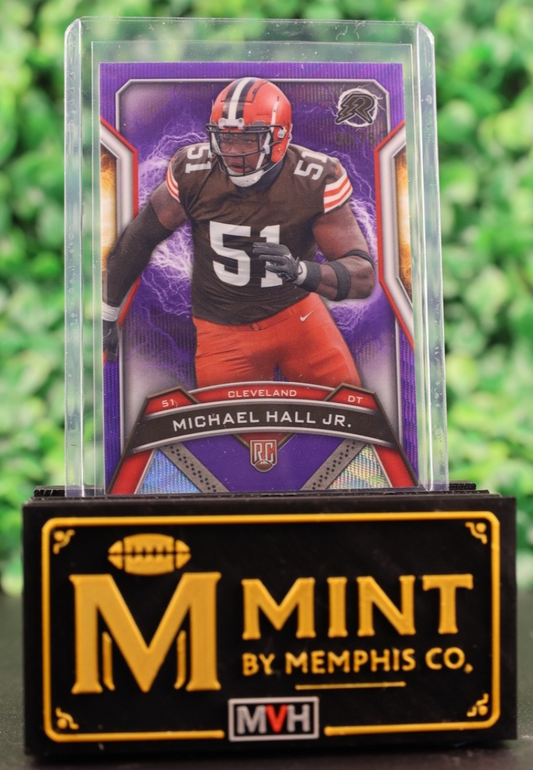 MICHAEL HALL JR. 2024 TOPPS RESURGENCE RC #122 REFRACTOR PURPLE /75 BROWNS