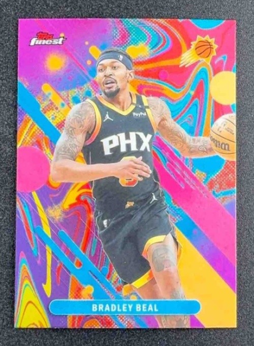 BRADLEY BEAL 2025-26 TOPPS FINEST #84 COMMON OIL SPILL REFRACTOR SUNS