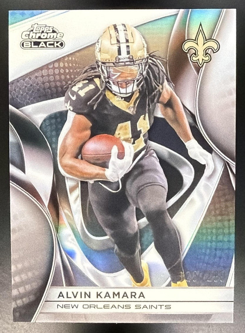 ALVIN KAMARA 2025 TOPPS CHROME BLACK #71 REFRACTOR 32/299 SAINTS