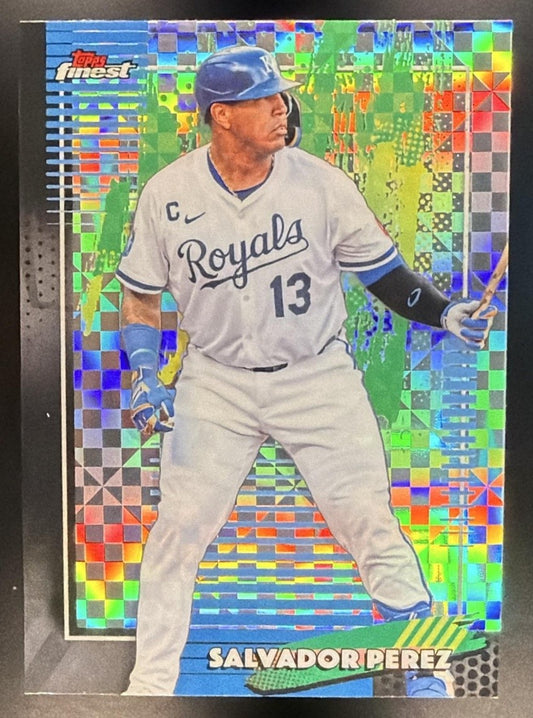SALVADOR PEREZ 2026 TOPPS FINEST #95 X-FRACTOR ROYALS
