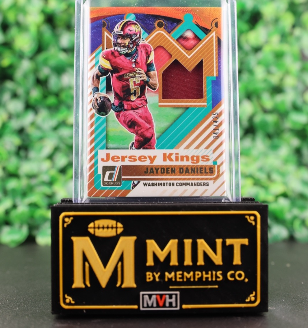 JAYDEN DANIELS 2025 DONRUSS JERSEY KINGS PATCH COMMANDERS /425
