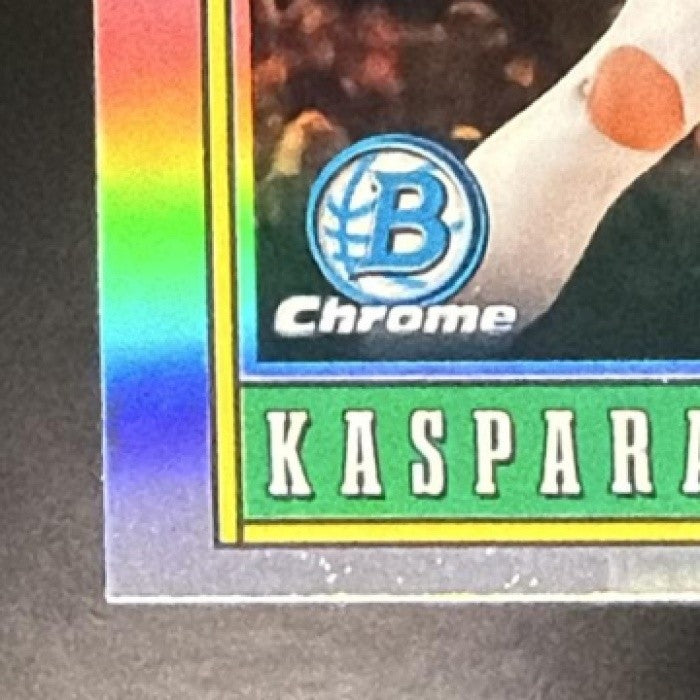 KASPARAS JAKUCIONIS 2025-26 BOWMAN #RY-12 ROY FAVORITES CHROME REFRACTOR RC HEAT