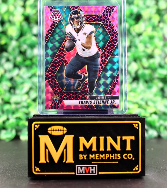 TRAVIS ETIENNE 2025 PANINI MOSAIC FOTL PINK JR.  /13 JAGUARS SSP