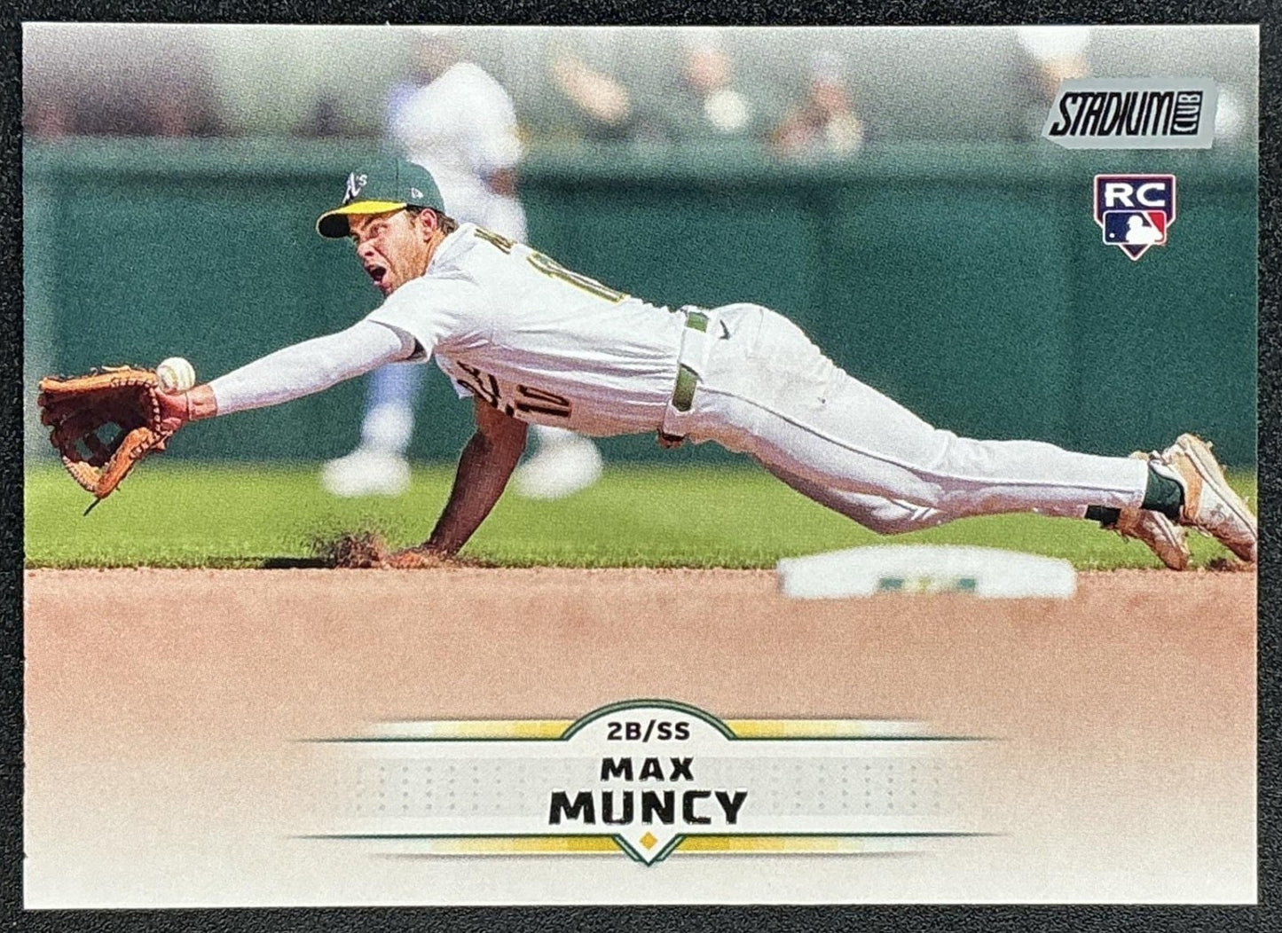 MAX MUNCY 2025 TOPPS STADIUM CLUB #28 RC ATHLETICS