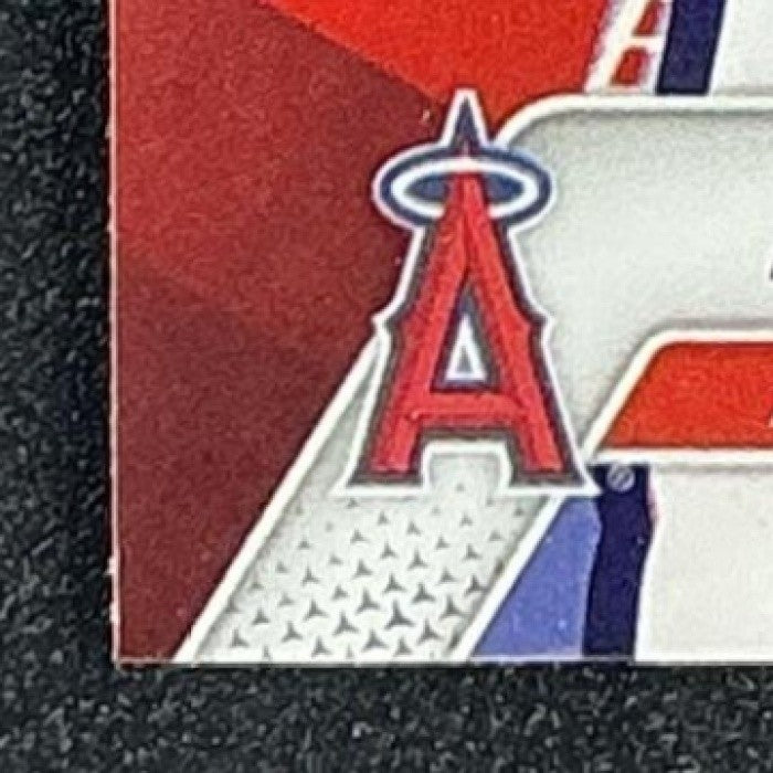 MIKE TROUT 2025 BOWMAN'S BEST #26 REFRACTOR ANGELS