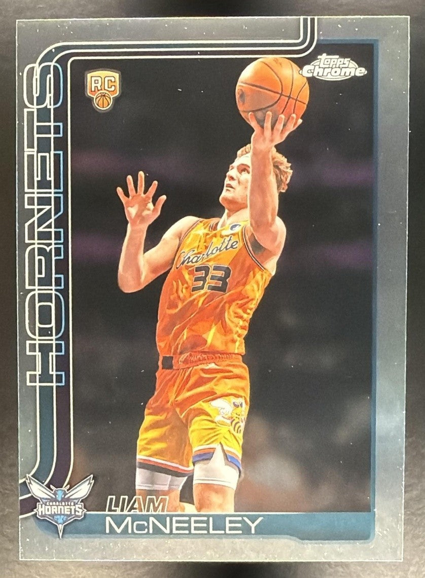 LIAM MCNEELEY 2025-26 TOPPS CHROME UPDATE #179 RC HORNETS
