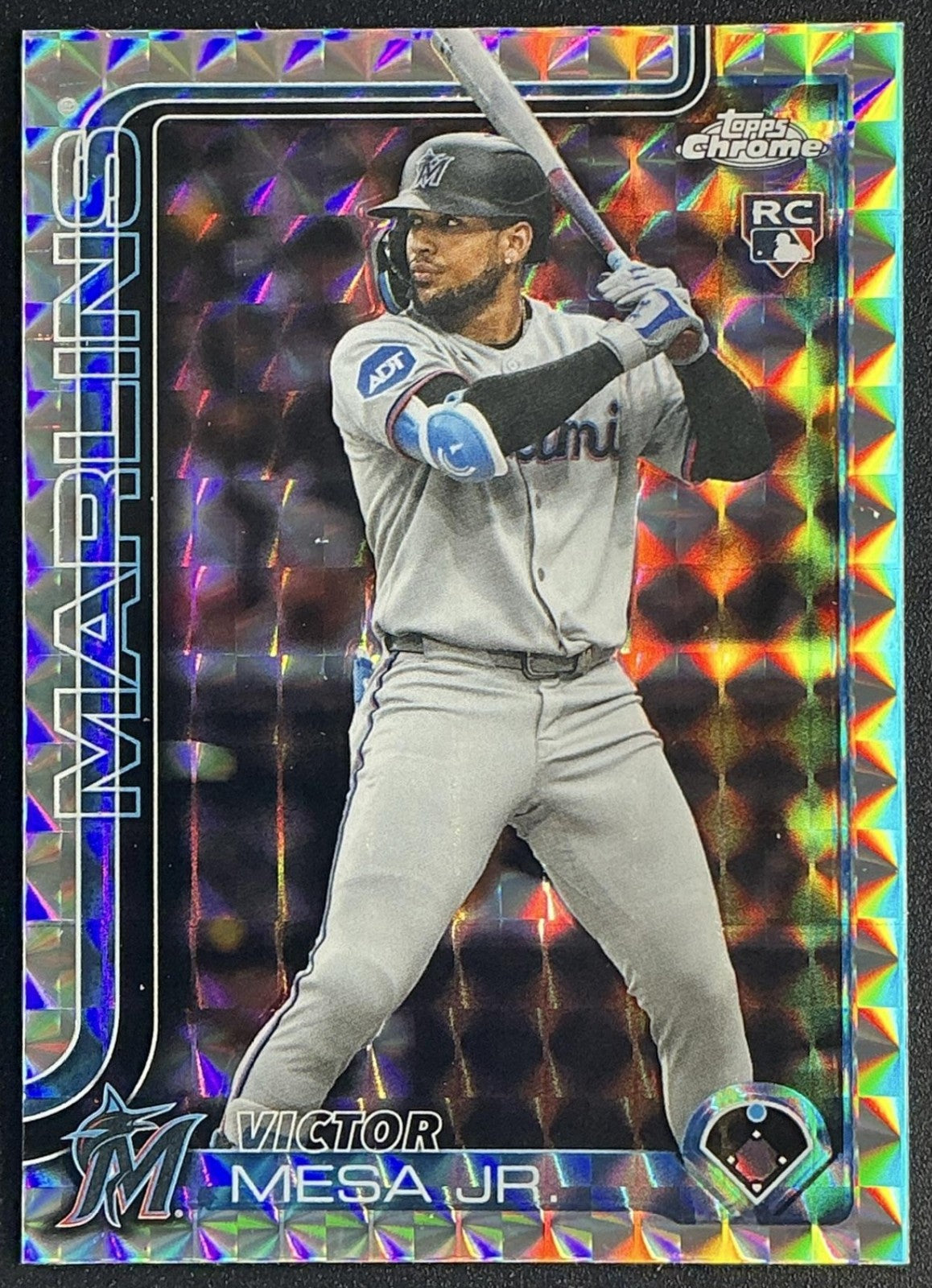 VICTOR MESA JR. 2025 TOPPS CHROME UPDATE #USC4 GEOMETRIC REFRACTOR RC MARLINS