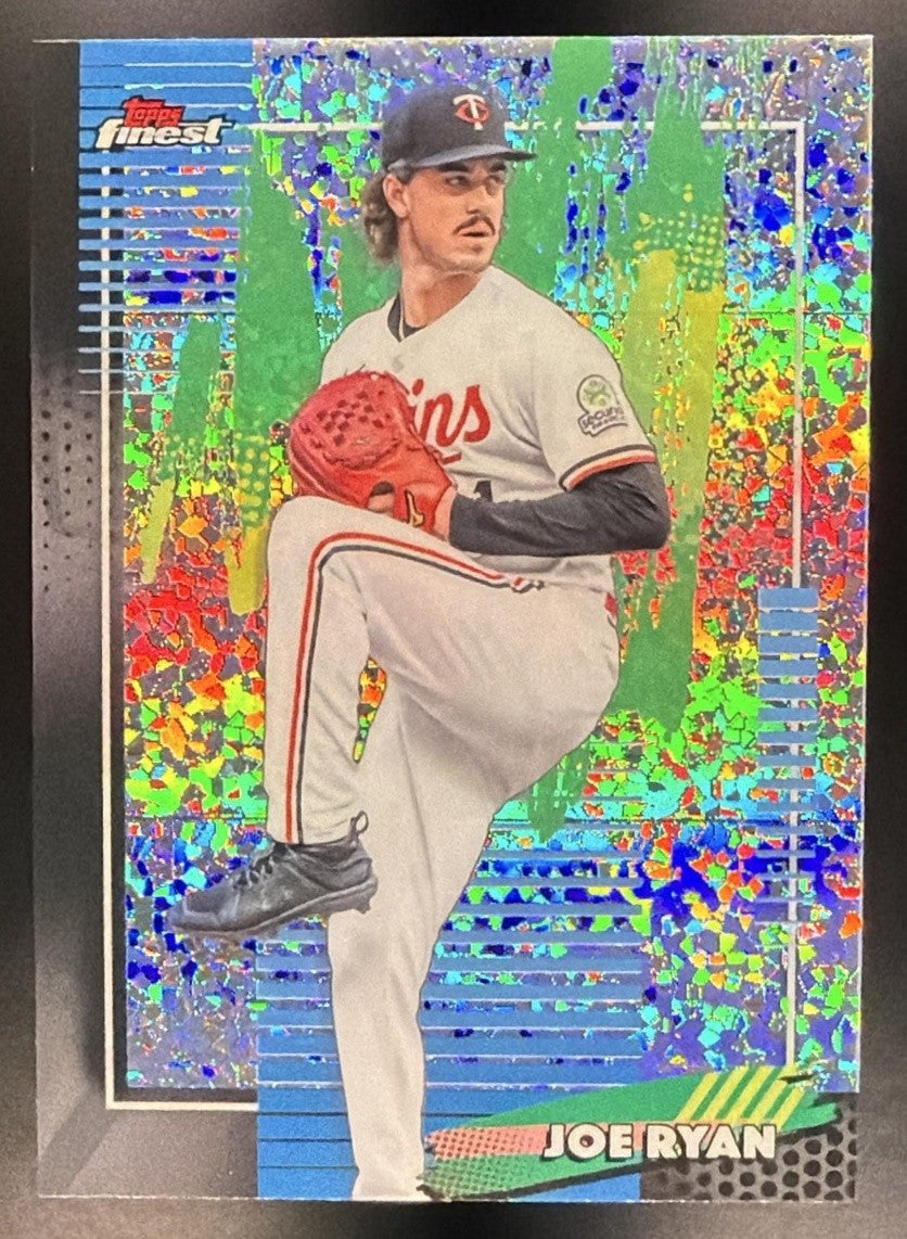 JOE RYAN 2026 TOPPS FINEST #43 MINI-DIAMOND REFRACTOR TWINS