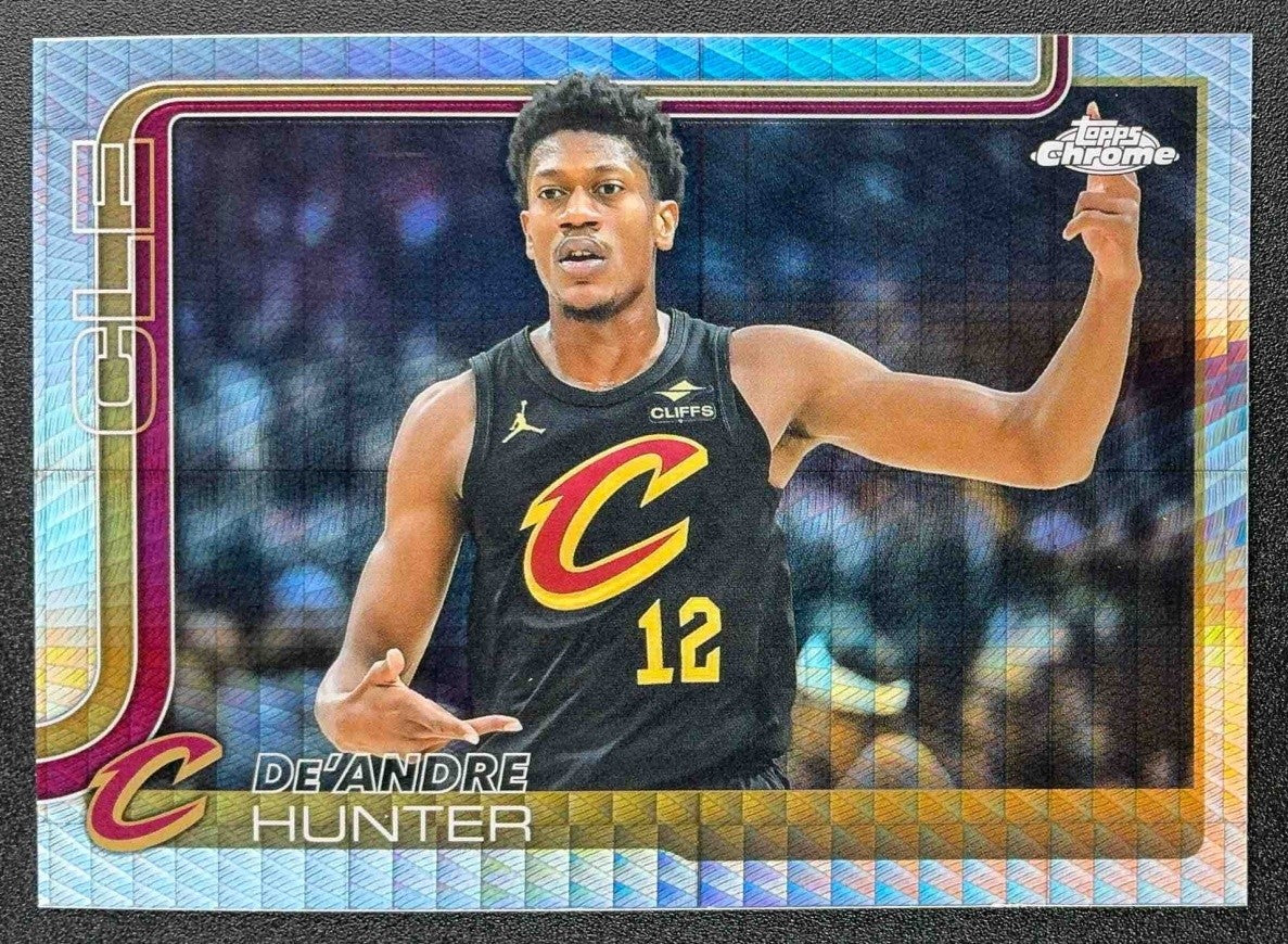DE'ANDRE HUNTER 2025-26 TOPPS CHROME #73 PRISM REFRACTOR CAVALIERS