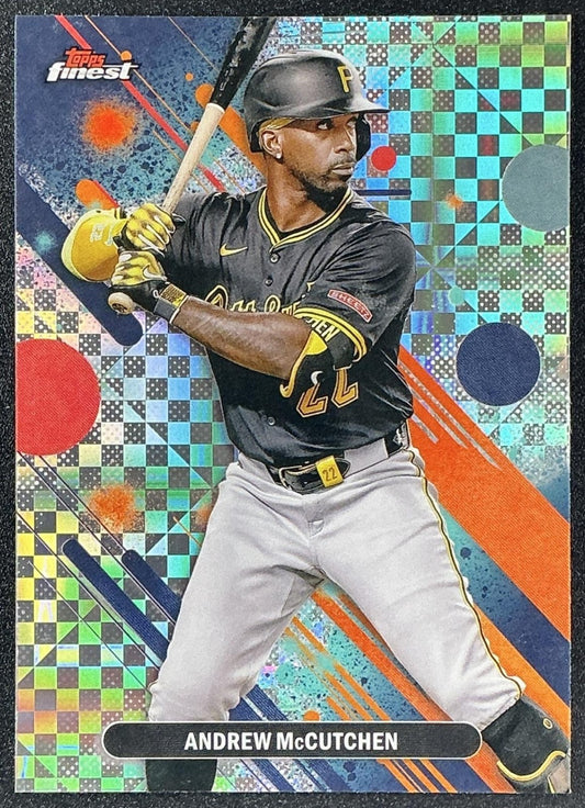 ANDREW MCCUTCHEN 2025 TOPPS FINEST #23 COMMON X-FRACTOR PIRATES