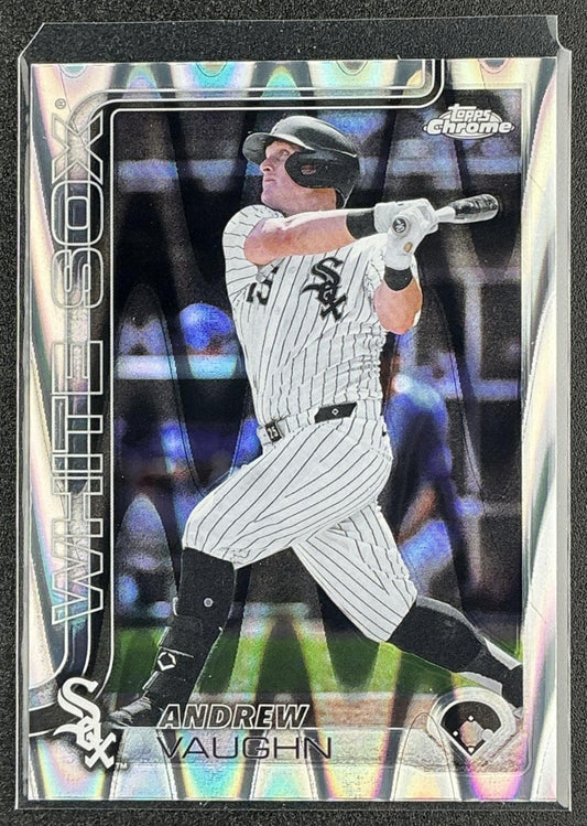 ANDREW VAUGHN 2025 TOPPS CHROME #235 RAYWAVE REFRACTOR WHITE SOX