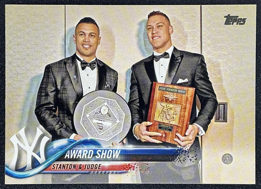 AWARD SHOW 2018 TOPPS #389 ANGELS YANKEES